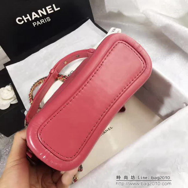 香奈兒CHANEL 91810 2018最新手掌紋V字線流浪包 比拼專櫃 DSC1606